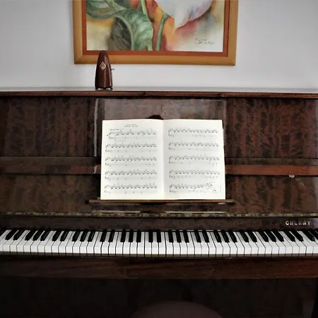 Waterfront Apartament *